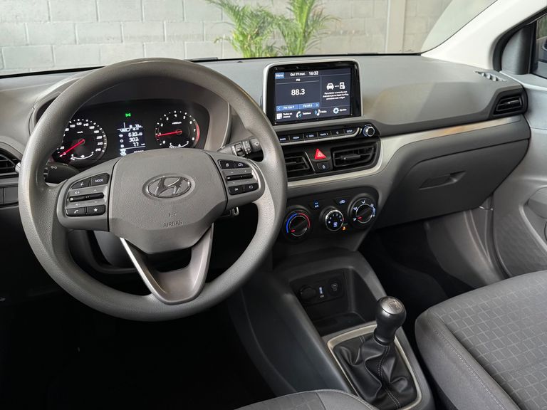 Hyundai HB20S Comfort 1.0  Flex 12V Mec.