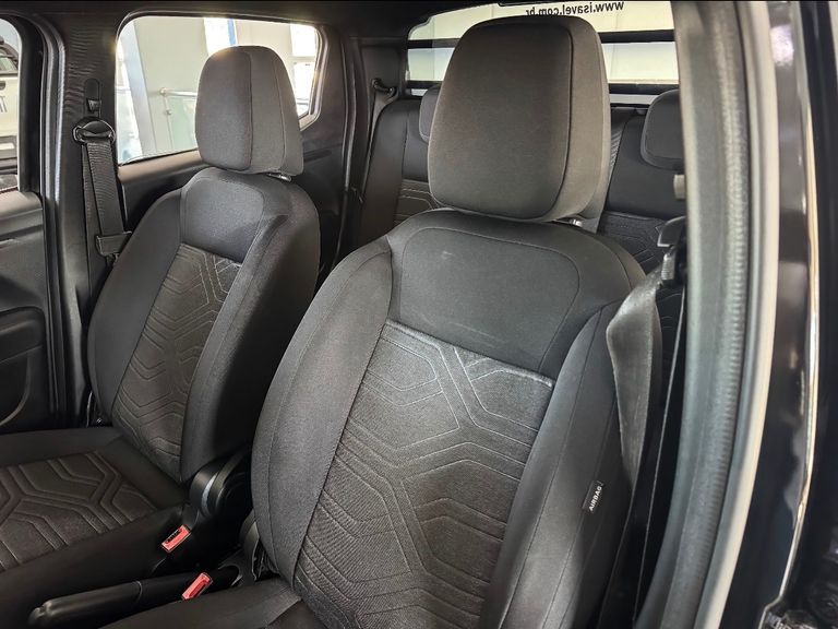 Fiat Strada Freedom 1.3 Flex 8V CD