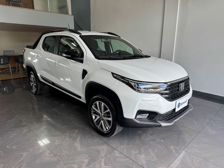 Fiat Strada Volcano 1.3 Flex 8V CD