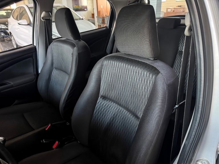 Toyota ETIOS X 1.3 Flex 16V 5p Mec.