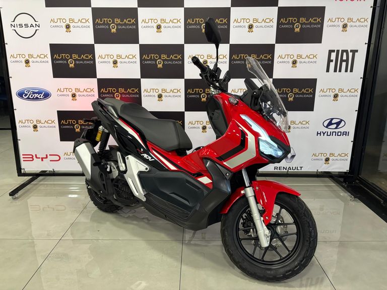 HONDA ADV 150