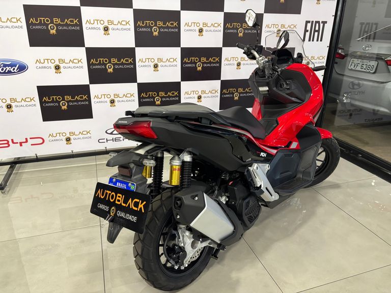 HONDA ADV 150