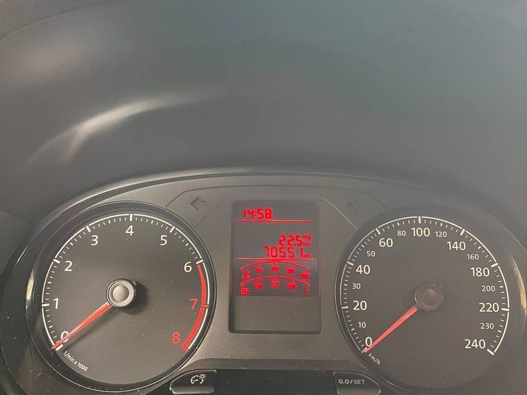 VolksWagen VOYAGE 1.6 MSI Flex 8V 4p