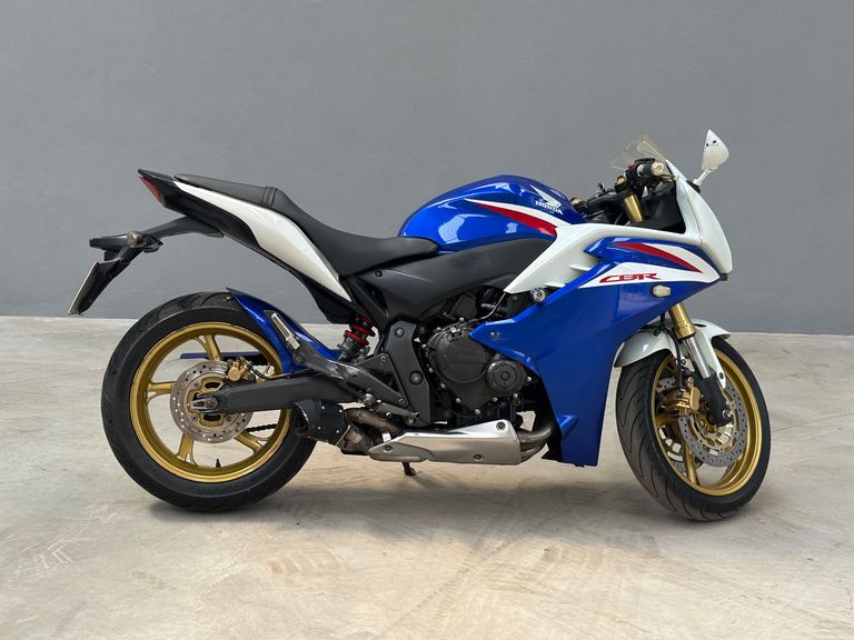 HONDA CBR 600 F
