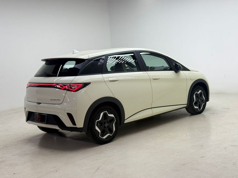 BYD Dolphin EV (Elétrico)