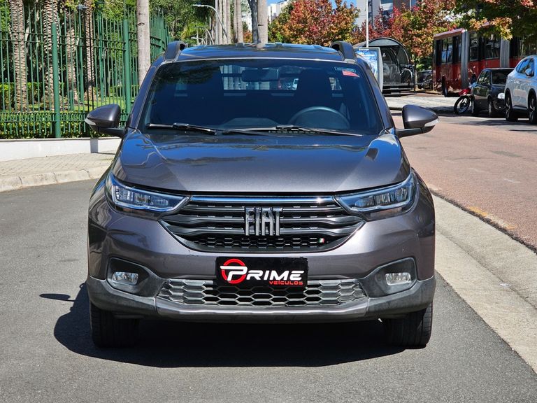 Fiat Strada Volcano 1.3 Flex 8V CD