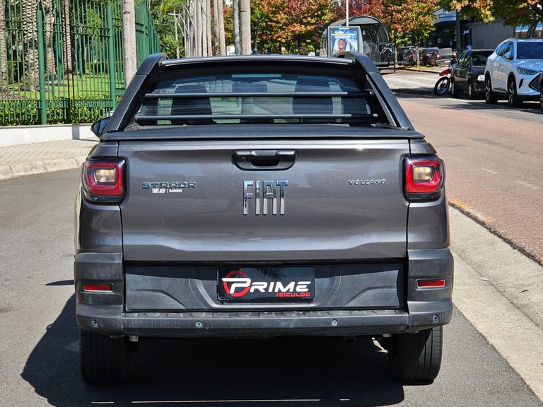 Fiat Strada Volcano 1.3 Flex 8V CD