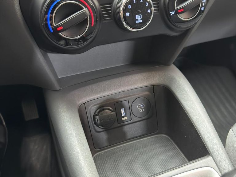 Hyundai HB20S Limited 1.0  Flex 12V Mec.