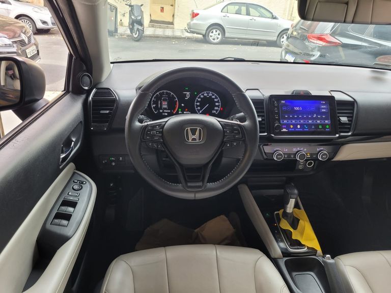 Honda CITY Sedan Touring 1.5 Flex 16V 4p Aut.