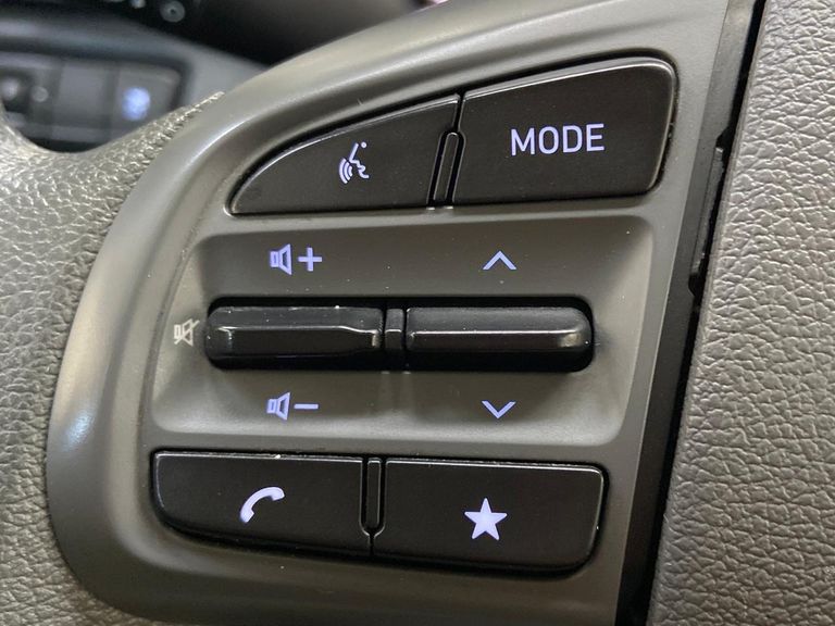 Hyundai HB20S Comfort Plus 1.0 Flex 12V Mec.