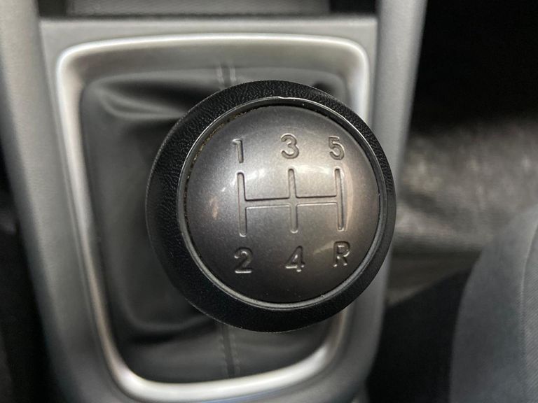 Hyundai HB20S Comfort Plus 1.0 Flex 12V Mec.