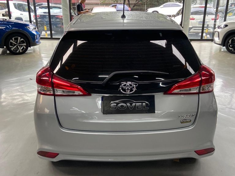Toyota YARIS XL 1.5 Flex 16V 5p Aut.