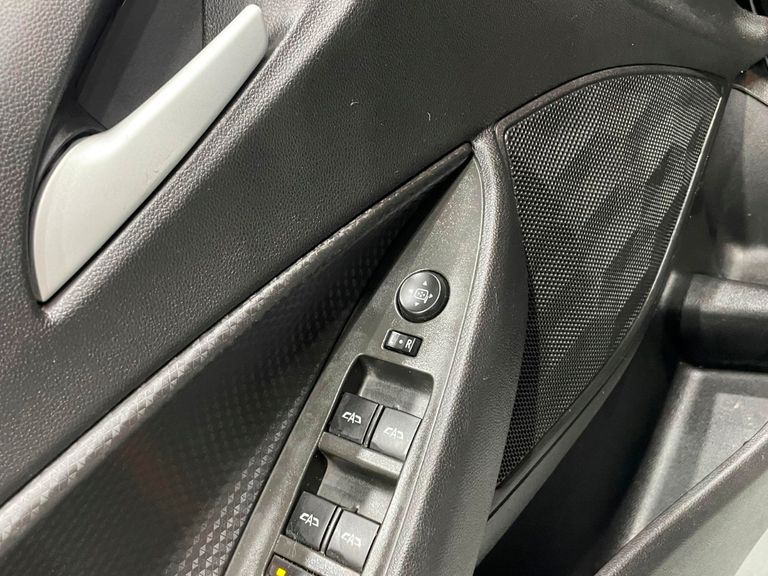 Chevrolet ONIX SEDAN Plus LTZ 1.0 12V TB Flex Aut.