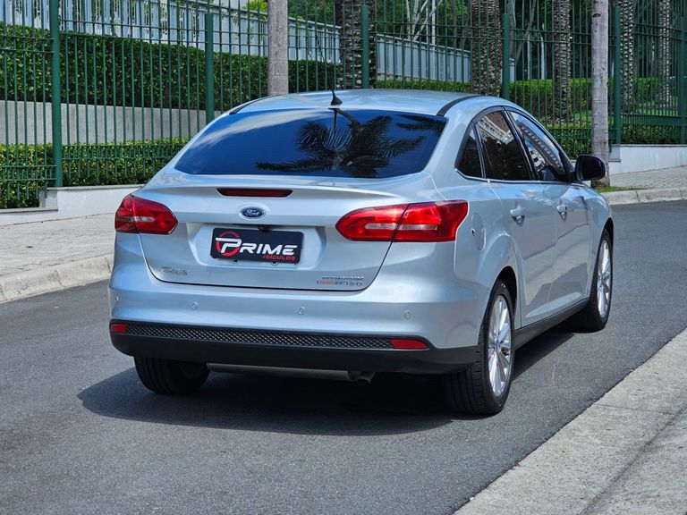 Ford Focus TITA/TITA Plus 2.0  Flex 5p Aut.