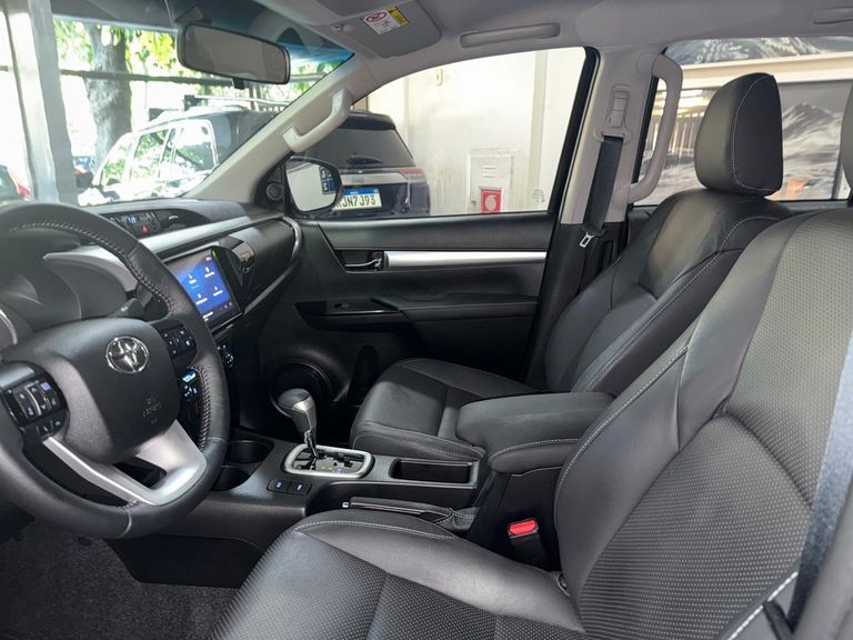 Toyota Hilux CD SR 4x4 2.8 TDI Diesel Aut.