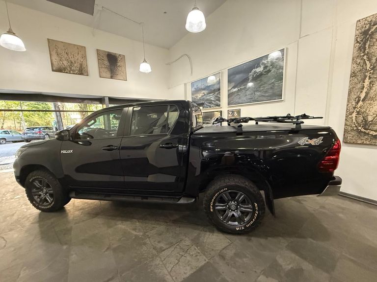 Toyota Hilux CD SR 4x4 2.8 TDI Diesel Aut.