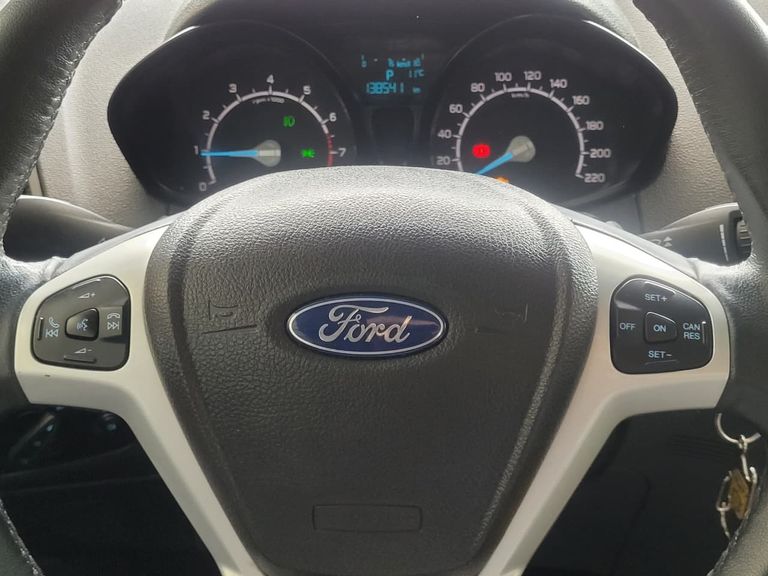 Ford EcoSport FREESTYLE 2.0 16V Flex 5p Aut.