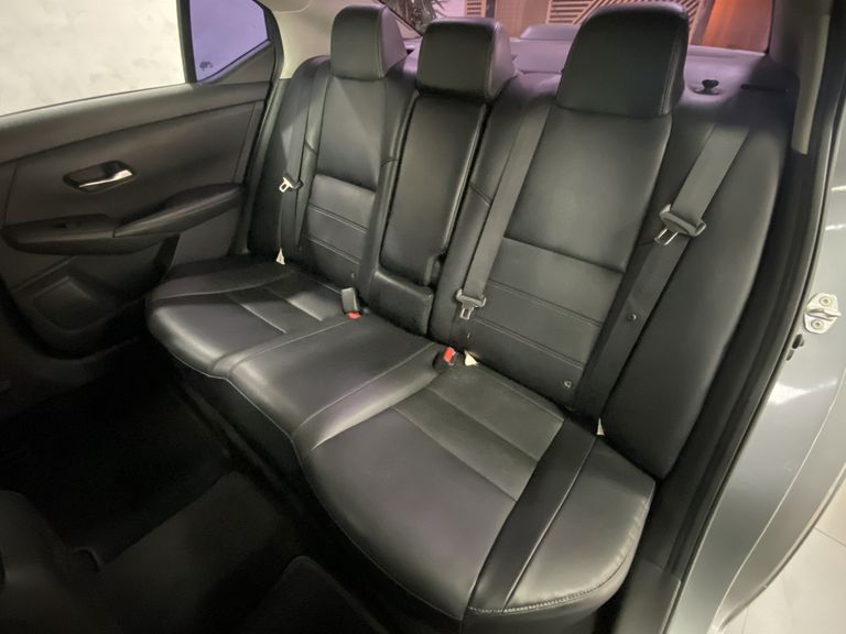 Nissan Sentra Advance 2.0 16V Aut.