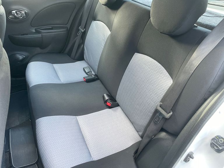 Nissan MARCH SV 1.6 16V Flex Fuel