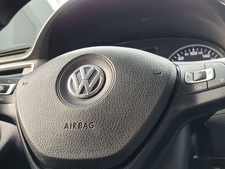 VolksWagen Fox Connect 1.6 Flex 8V 5p