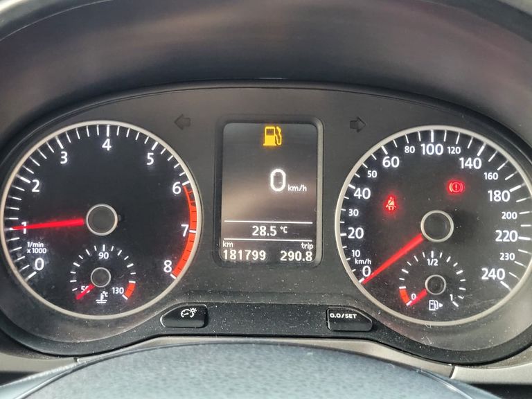 VolksWagen Fox Connect 1.6 Flex 8V 5p