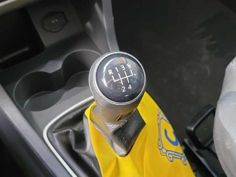 VolksWagen Fox Connect 1.6 Flex 8V 5p