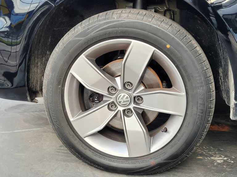 VolksWagen Fox Connect 1.6 Flex 8V 5p