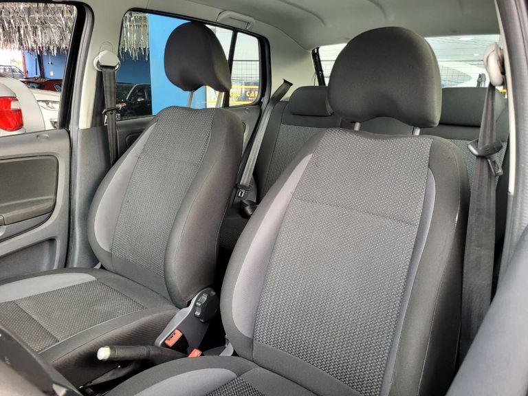 VolksWagen Fox Connect 1.6 Flex 8V 5p