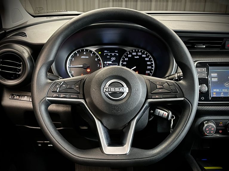 Nissan KICKS Play Sense 1.6 16V Flex Aut.