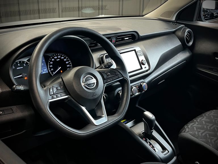 Nissan KICKS Play Sense 1.6 16V Flex Aut.