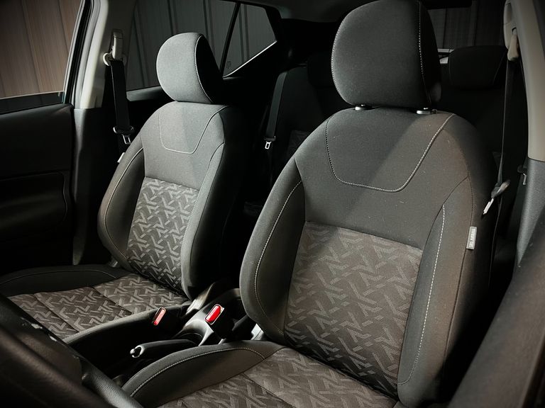 Nissan KICKS Play Sense 1.6 16V Flex Aut.