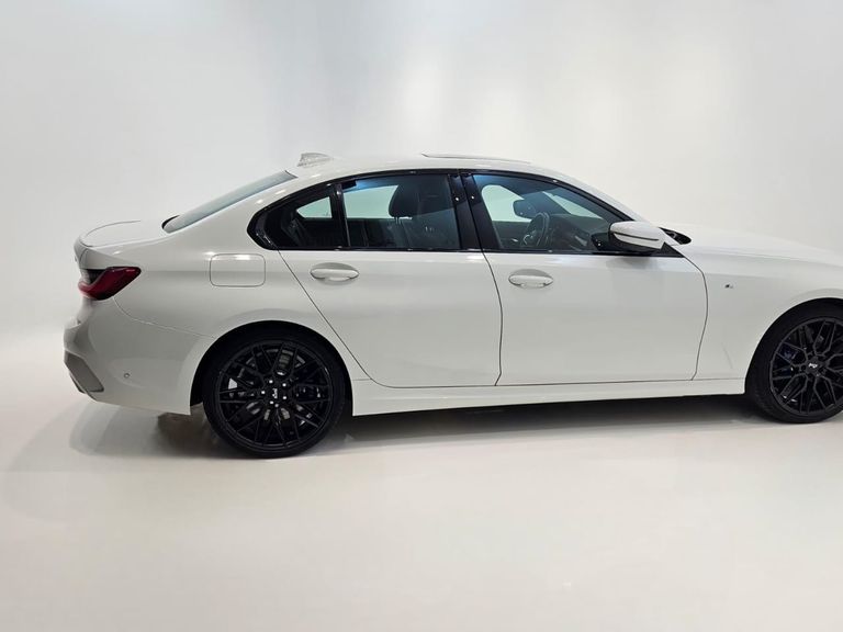 BMW 330e M Sport 2.0 Turbo Aut. (Híbrido)