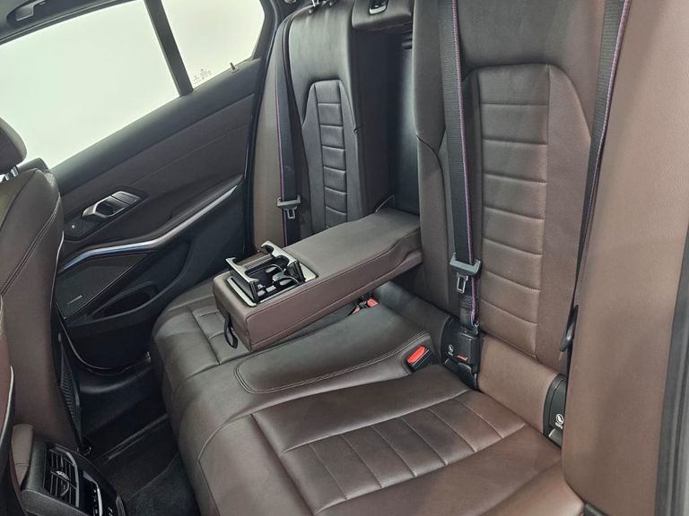 BMW 330e M Sport 2.0 Turbo Aut. (Híbrido)