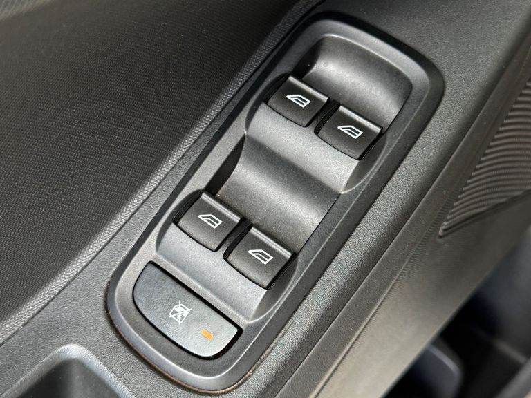 Ford Ka 1.5 SE Plus 12V Flex 5p Aut.