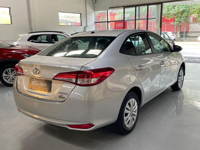 Toyota YARIS XL Sedan 1.5 Flex 16V 4p Aut.