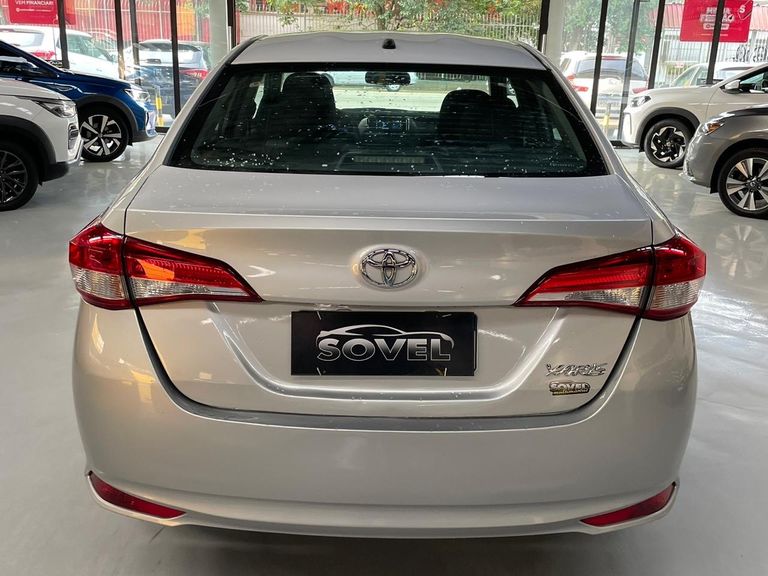 Toyota YARIS XL Sedan 1.5 Flex 16V 4p Aut.
