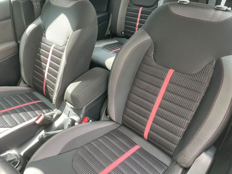 Fiat Toro Freedom 1.8 16V Flex Aut.