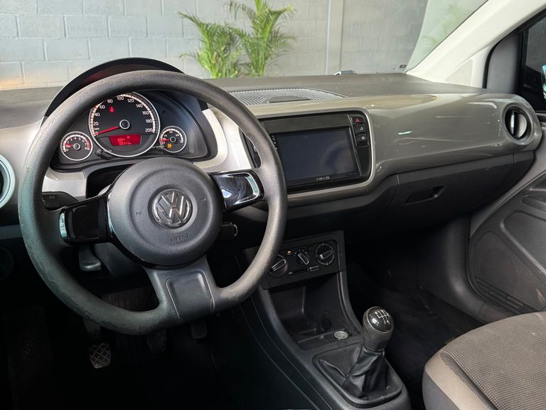 VolksWagen up! high 1.0 Total Flex 12V 5p