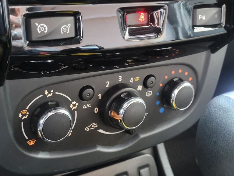 Renault DUSTER Dynamique 2.0 Flex 16V Aut.