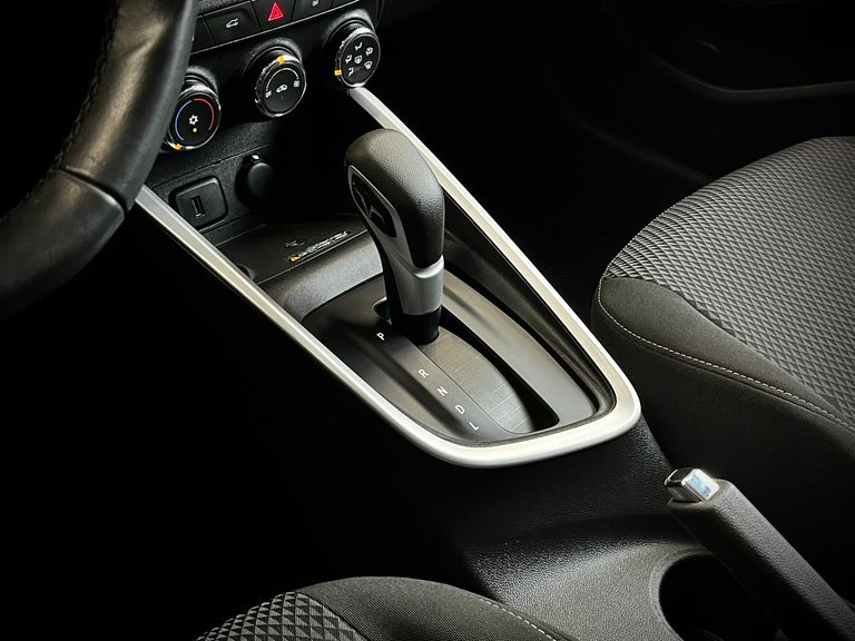 Chevrolet ONIX SEDAN Plus LTZ 1.0 12V TB Flex Aut.