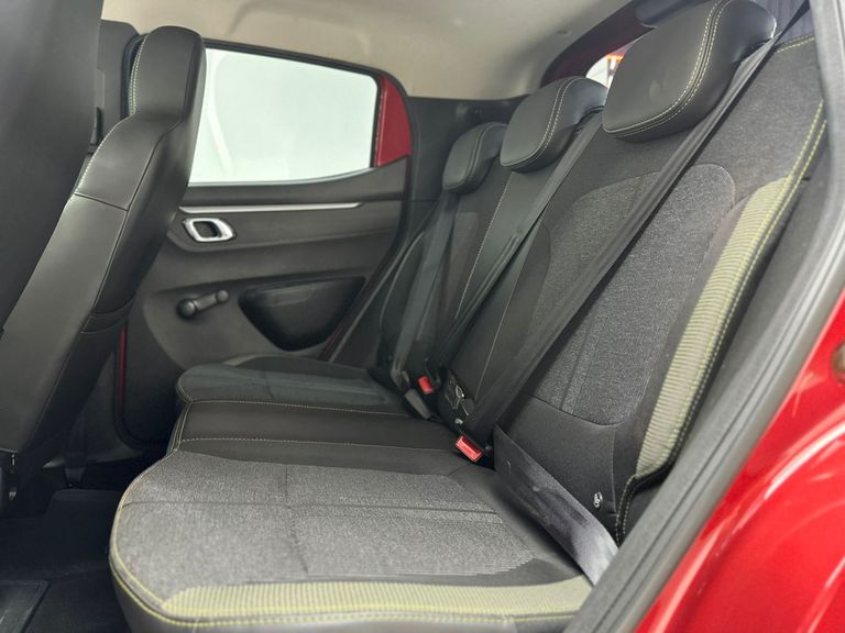 Renault KWID OUTSIDER 1.0 Flex 12V 5p Mec.