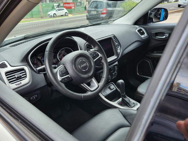 Jeep COMPASS LONGITUDE 2.0 4x2 Flex 16V Aut.