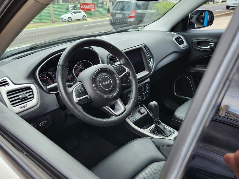 Jeep COMPASS LONGITUDE 2.0 4x2 Flex 16V Aut.