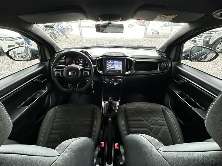 Fiat Strada Volcano 1.3 Flex 8V CD