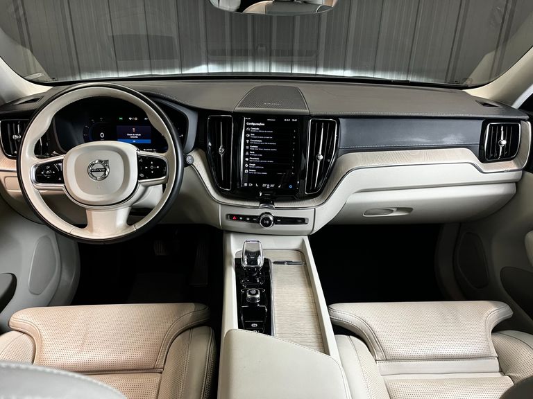 Volvo XC 60 T-8 Ultimate 2.0 AWD (Híbrido)