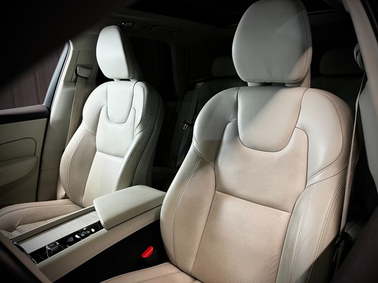 Volvo XC 60 T-8 Ultimate 2.0 AWD (Híbrido)