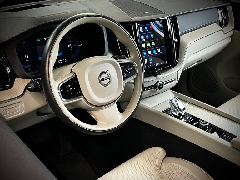 Volvo XC 60 T-8 Ultimate 2.0 AWD (Híbrido)