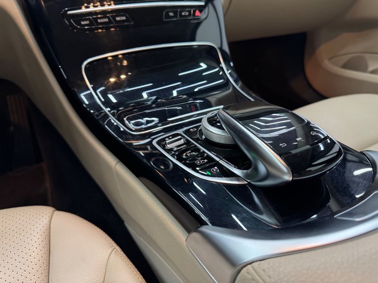 Mercedes C-180 CGI Avant. 1.6/1.6 FlexTB 16V Aut.