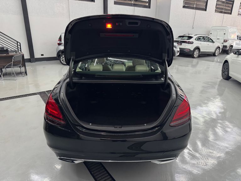 Mercedes C-180 CGI Avant. 1.6/1.6 FlexTB 16V Aut.