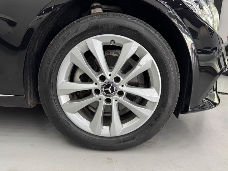 Mercedes C-180 CGI Avant. 1.6/1.6 FlexTB 16V Aut.